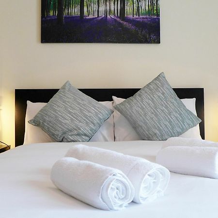 City Apartments Milton Keynes The Hub Bagian luar foto